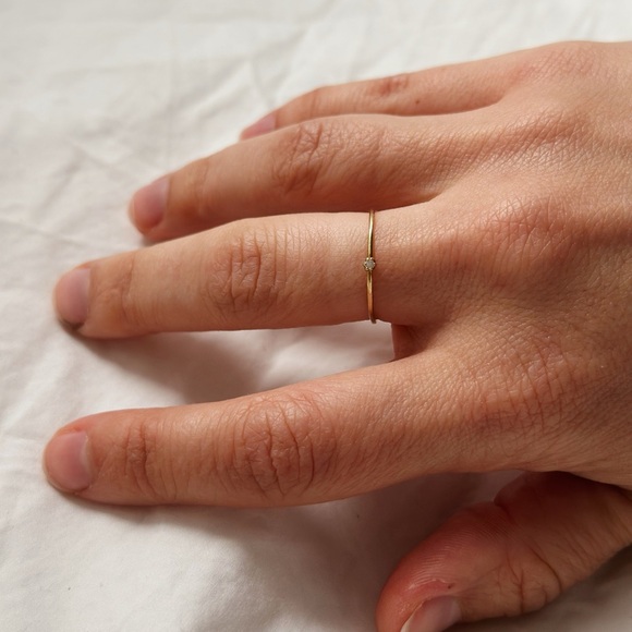 Catbird / The Tiniest Ring, Pearl in 18k Gold / Size: 7.25 - Picture 3 of 3